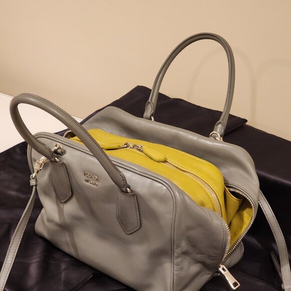 Excellent PRADA Crossbody Large Inside Tote Bauletto Top handle bag - Picture 16 of 16